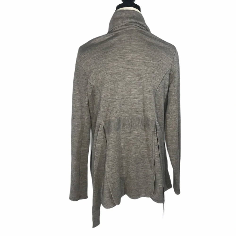 BCBGMAXAZRIA Grey Tie‎ Cardigan Size M